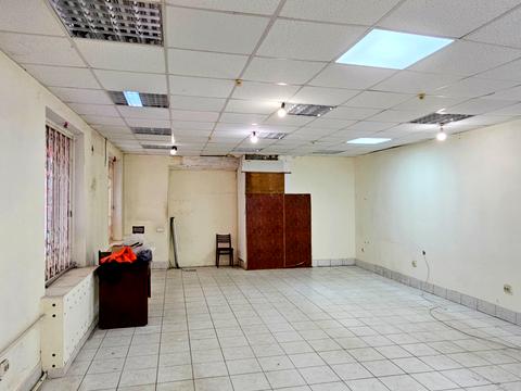 коммерческая по адресу Свободы просп., 81