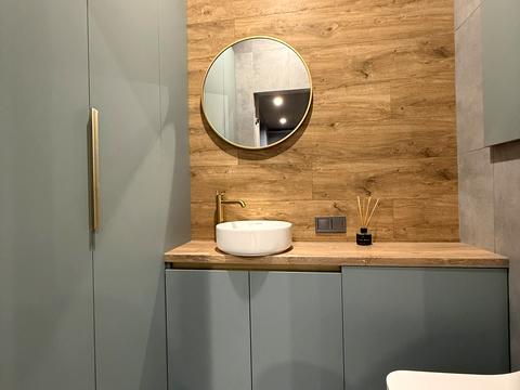 комерційна за адресою Михайла Максимовича вул. (Онуфрія Трутенка), 24-В