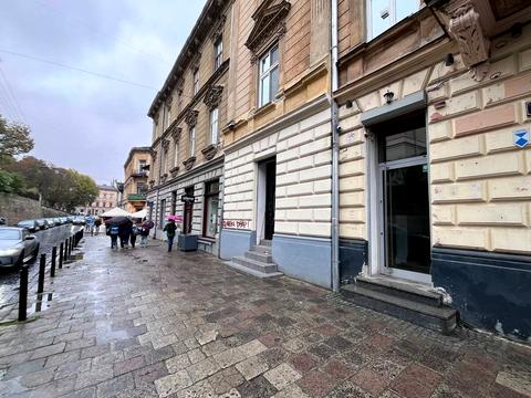 коммерческая по адресу Грушевского ул., 13