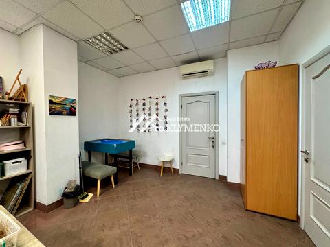 комерційна за адресою Ованеса Туманяна вул., 15-А