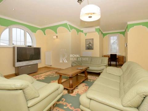 будинок за адресою Каштанова вул.