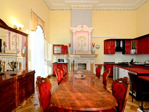 будинок за адресою Каштанова вул.