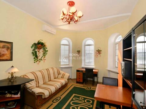 будинок за адресою Каштанова вул.