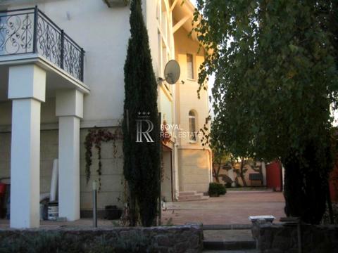 будинок за адресою Каштанова вул.