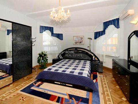 будинок за адресою Каштанова вул.