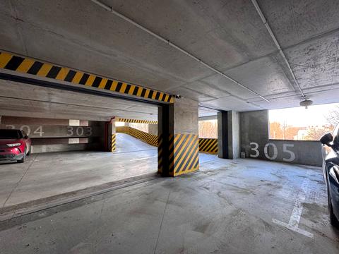 паркоместо по адресу Львов, Кульпарковская ул., 93