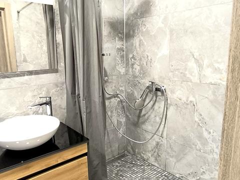 квартира за адресою Леоніда Каденюка вул. (Пацаєва), 12 к1