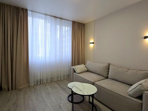 квартира по адресу Олександра Олеся ул., 5-А