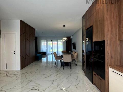 будинок за адресою с. Сторожниця, Центральна, 46