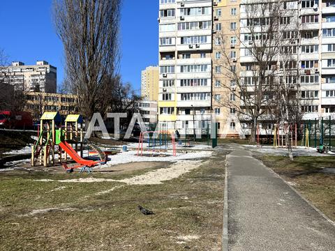 квартира за адресою Мостицька вул., 12