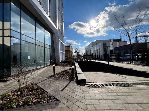 коммерческая по адресу Угорская ул., 14