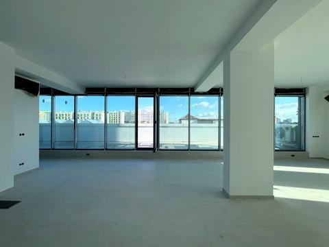 коммерческая по адресу Угорская ул., 14