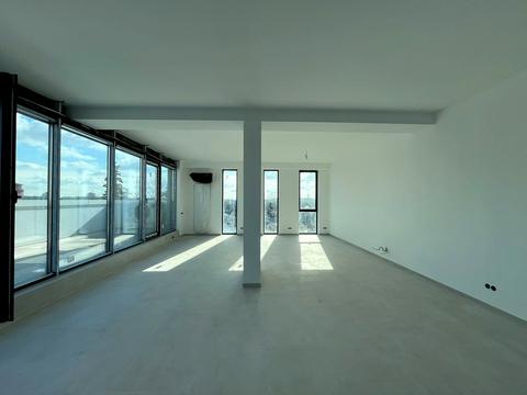 коммерческая по адресу Угорская ул., 14