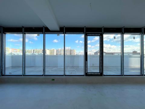 коммерческая по адресу Угорская ул., 14