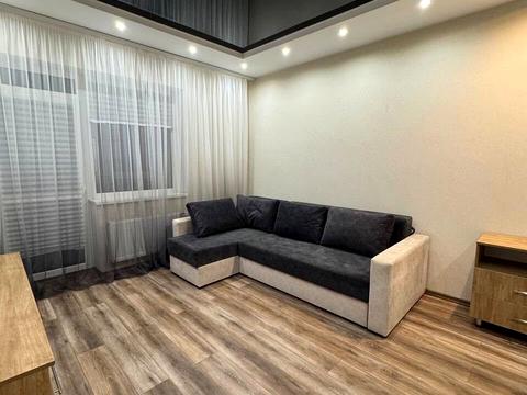 квартира по адресу Анатолия Лабунского ул., 1