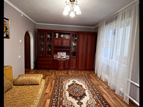 квартира по адресу Степана Бандери ул., 22/2