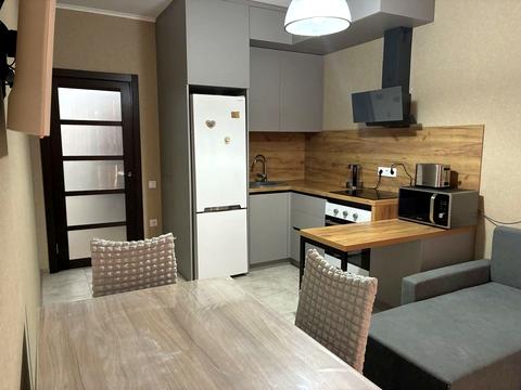 квартира за адресою Воскресенська вул., 18