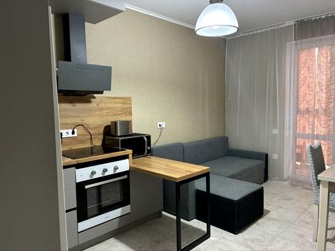 квартира за адресою Воскресенська вул., 18