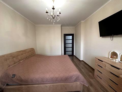 квартира за адресою Воскресенська вул., 18