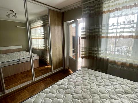 будинок за адресою Дніпровська