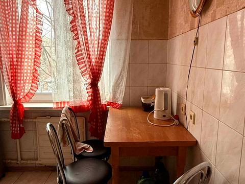 квартира за адресою Райдужна вул., 3-Б