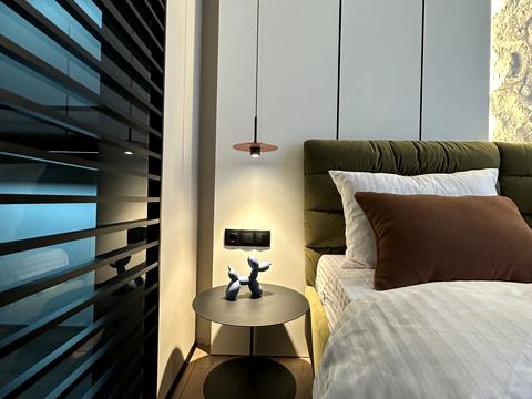 квартира за адресою Причальна вул., 10