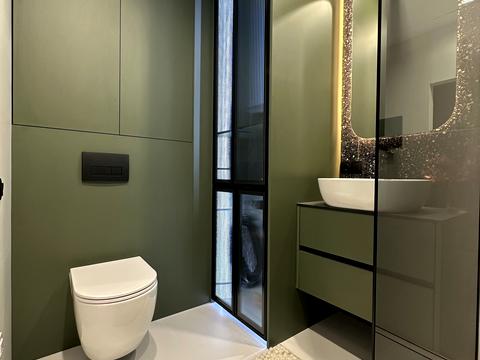 квартира за адресою Причальна вул., 10