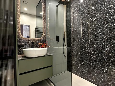 квартира за адресою Причальна вул., 10