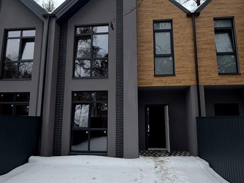 будинок за адресою Сілезька вул. (Рози Люксембург)