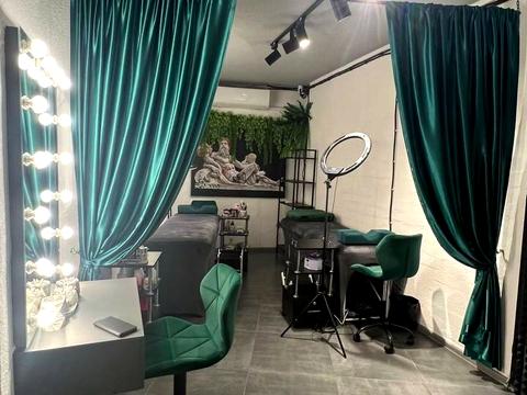 комерційна за адресою Сагайдачного вул., 16