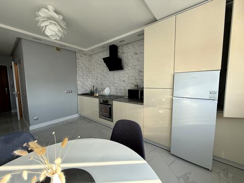 квартира за адресою Степана Бандери просп., 36