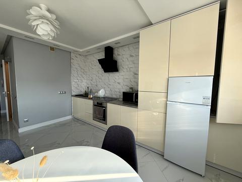 квартира за адресою Степана Бандери просп., 36