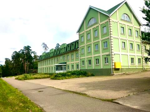 комерційна за адресою Берестейське шосе, 7б