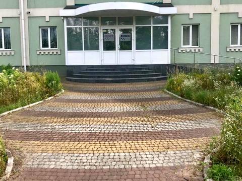 комерційна за адресою Берестейське шосе, 7б