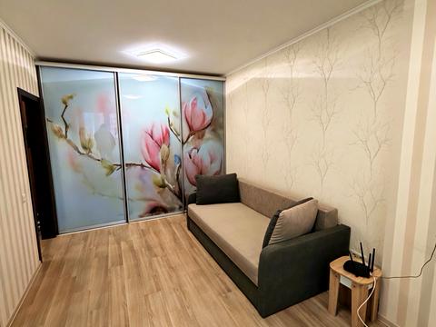 квартира за адресою Академіка Глушкова просп., 9-Д