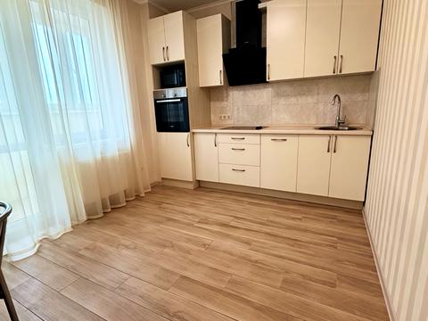 квартира за адресою Академіка Глушкова просп., 9-Д