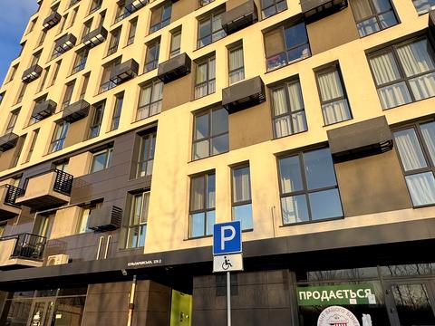 комерційна за адресою Кульпарківська вул., 226-Г