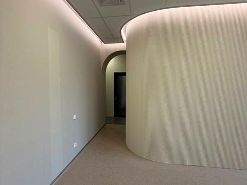 комерційна за адресою Ніни Строкатої вул. (Буніна), 10