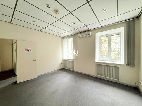 комерційна за адресою Ярославів Вал вул., 30/18