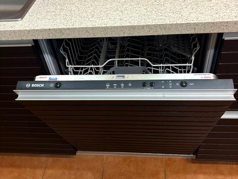 квартира за адресою Миколи Міхновського бульв. (Дружби народів), 14-16