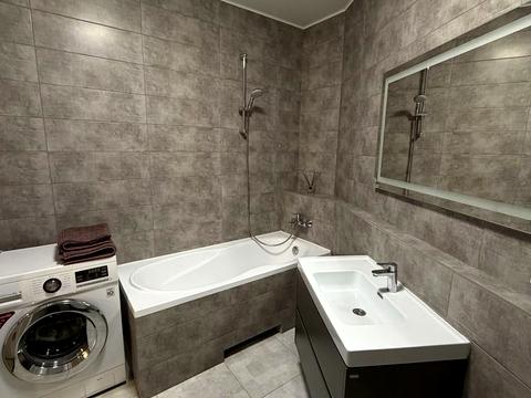 квартира за адресою Академіка Глушкова просп., 9-Д