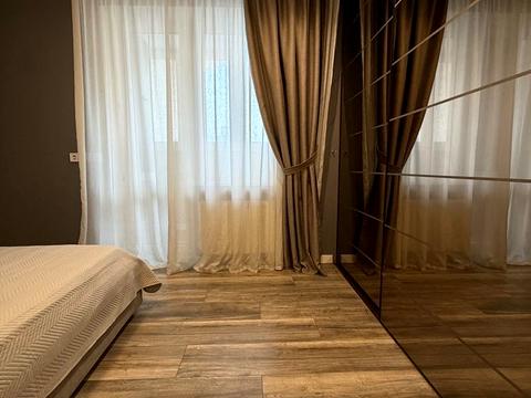 квартира за адресою Академіка Глушкова просп., 9-Д