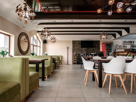 коммерческая по адресу Грушевського, 14Б