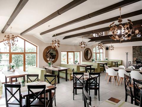 коммерческая по адресу Грушевського, 14Б