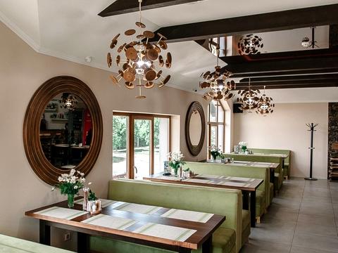 коммерческая по адресу Грушевського, 14Б