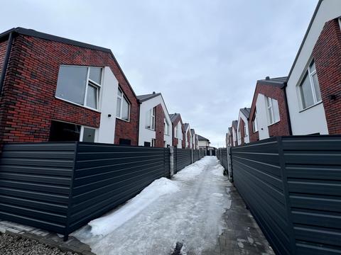 будинок за адресою Богатирська вул.