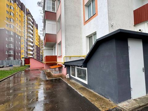 комерційна за адресою Озерна вул., 6/3