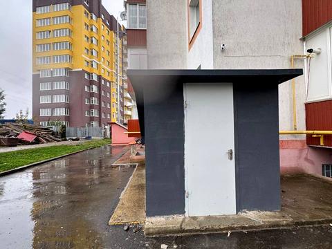 комерційна за адресою Озерна вул., 6/3