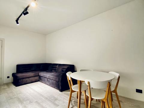 квартира по адресу Весняна ул., 12