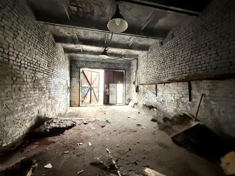 комерційна за адресою Петра Калнишевського просп. (Косіора), 27К